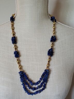 Vintage Gold and Blue Multi-Strand Lapis Lazuli Chip Beaded Necklace Twist Clasp